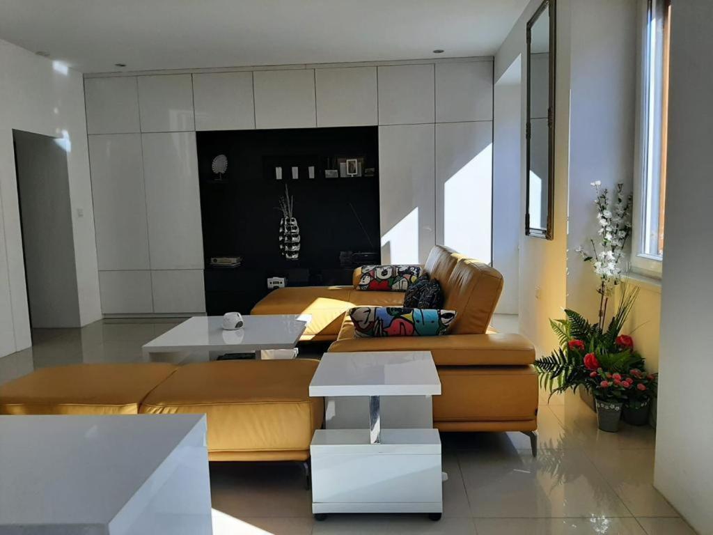 Apartment Lux Pula